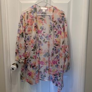 Floral maternity cover-up